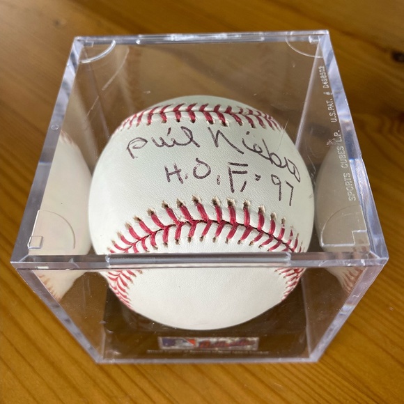 Signed Phil Niekro Baseball Atlanta Braves 1997 Rawlings Ball no COA